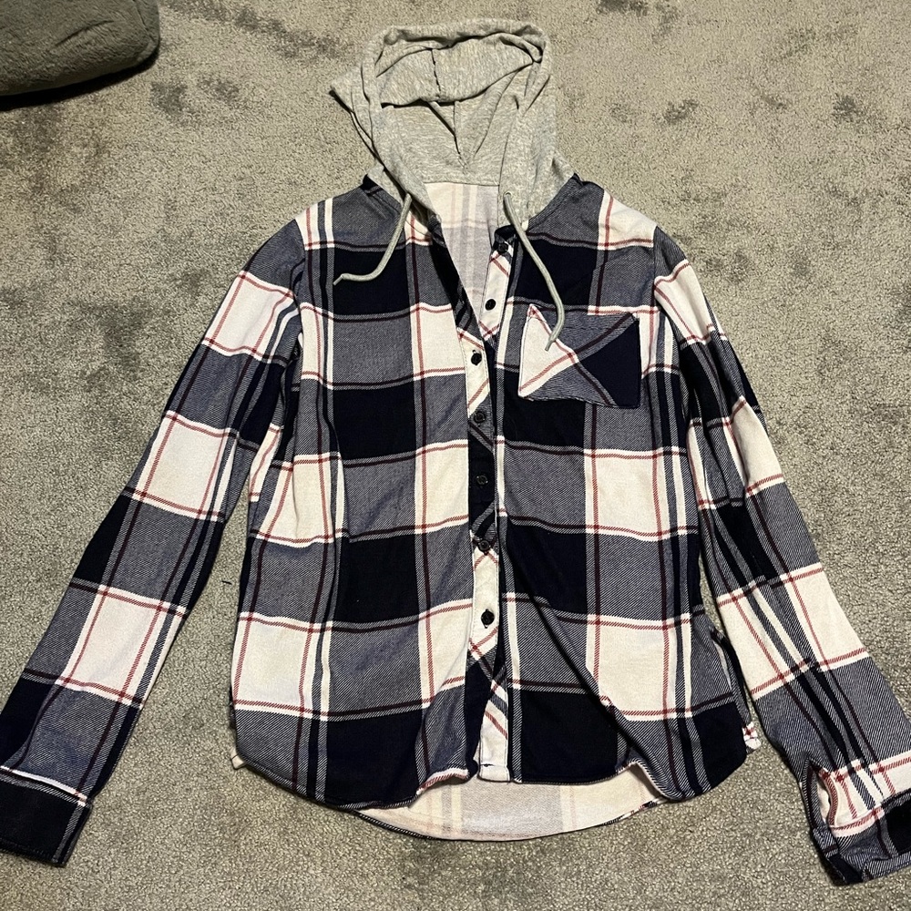 Women’s plaid flannel with hood
